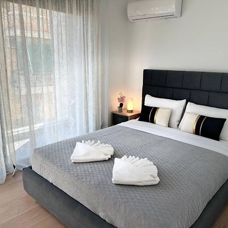 Lux Residence Ampelokipi เอเธนส์ ภายนอก รูปภาพ